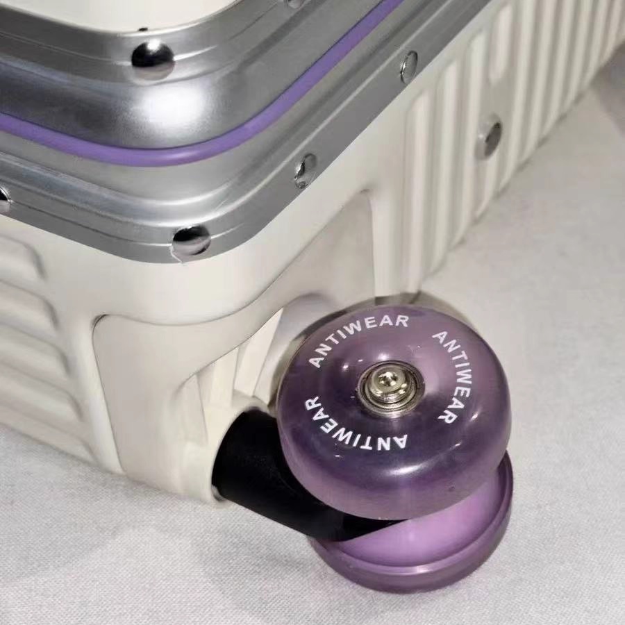 Aluminiumrahmen mit farbenfroh – Aluminum Frame Carry On Luggage Bewertung und Preis